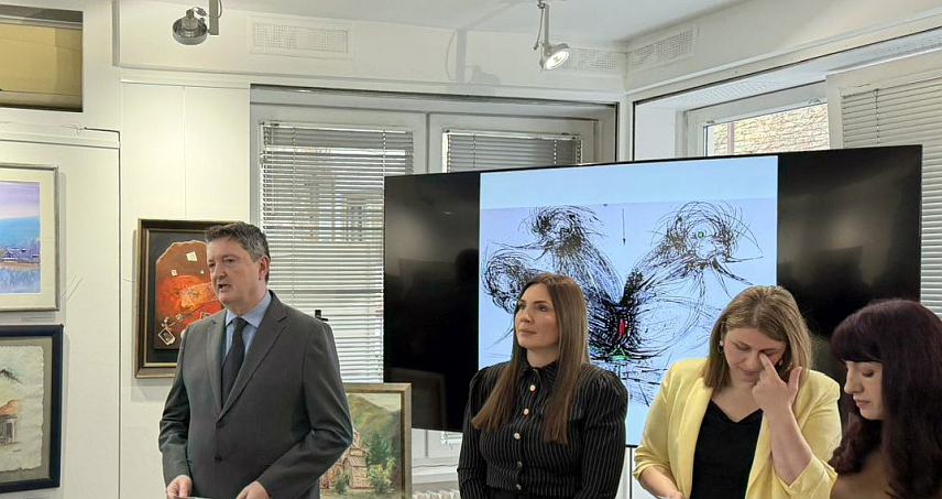 БЕОГРАД, 24. ФЕБРУАРА /СРНА/ - У Београду је, у Заводу за проучавање културног развитка, свечано отворена изложба "Пећка школа - мјесто развоја, вјештина и знања", културно-умјетнички и документарни пројекат посвећен једној од најзначајнијих просвјетних и умјетничких институција на простору Пећи и Метохије.