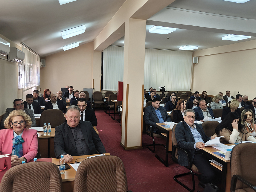 ГРАДИШКА, 26. ФЕБРУАРА /СРНА/ - Сједница Скупштине Града Градишка.