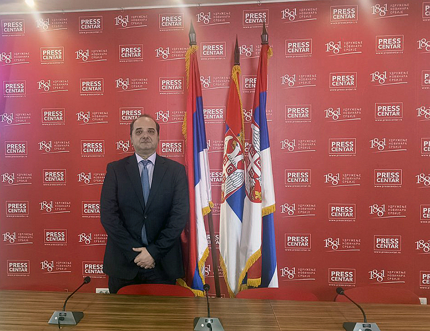 БЕОГРАД, 5. ФЕБРУАРА /СРНА/ - Историчар Александар Раковић истакао је да посјета делегације Републике Српске Вашингтону и састанци са америчким званичницима показују отопљавање односа Сједињених Држава према Републици Српској и њеном руководству.