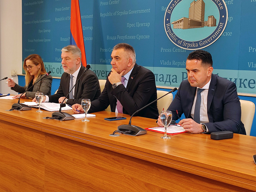 БАЊАЛУКА, 6. ФЕБРУАРА /СРНА/ - Предсједник Владе Републике Српске Саво Минић на конференцији за новинаре након сједнице Владе.