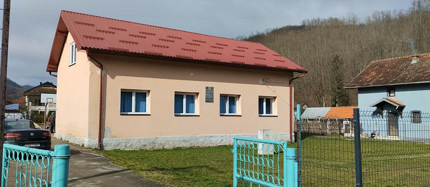 МИЛИЋИ, 8. ФЕБРУАРА /СРНА/ - На оба бирачка мјеста у општини Милићи на поновљеним пријевременим изборима за предсједника Републике Српске данас је гласало више од 50 одсто бирача.