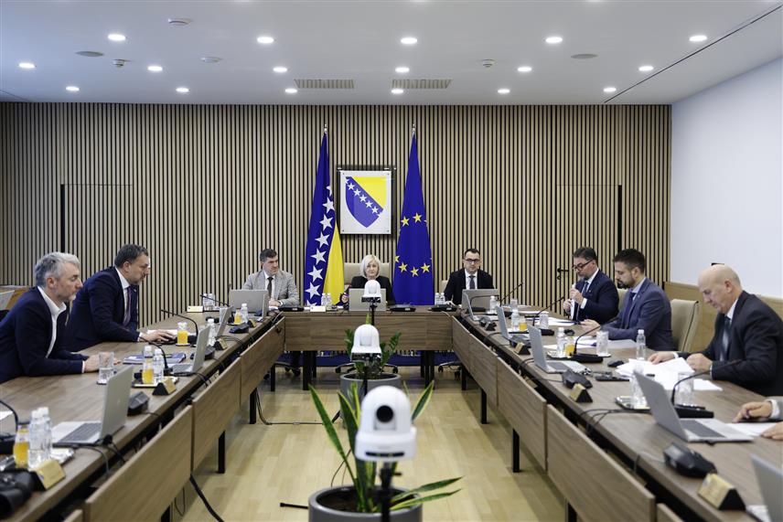 САРАЈЕВО, 9. ФЕБРУАРА /СРНА/ - Сједница Савјета министара.