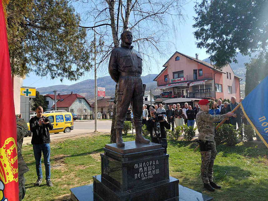 ШЕКОВИЋИ, 15. МАРТА /СРНА/ -  У Шековићима је почело обиљежавање 33 године од оснивања Другог одреда Специјалне бригаде полиције МУП-а Републике Српске. Обиљежавање је почело​ откривањем споменика Милораду Миши Пелемишу.