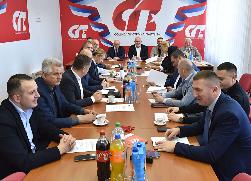 БАЊАЛУКА, 16. МАРТА /СРНА/ - Сједница Извршног одбора Главног одбора Социјалистичке партије /СП/ одржана данас у Бањалуци.