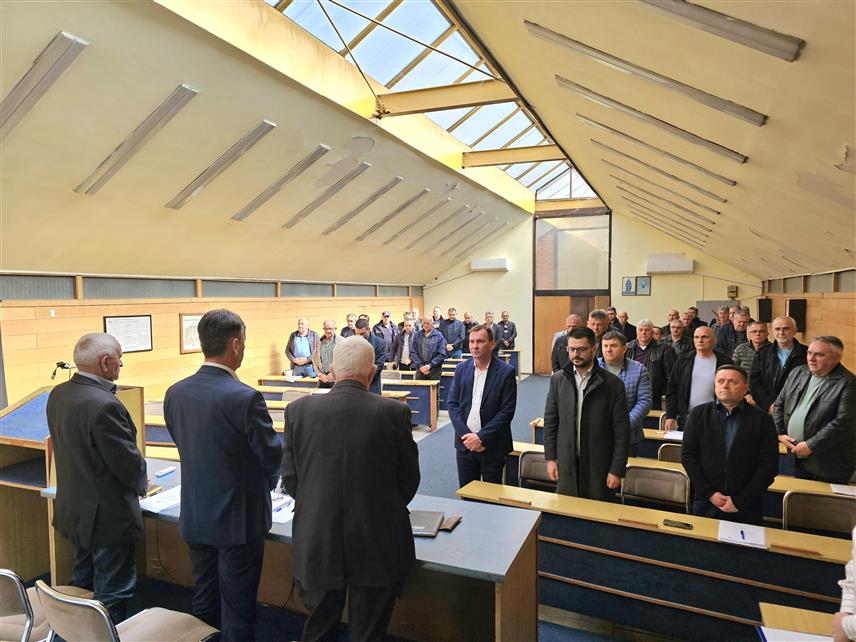 УГЉЕВИК, 23. МАРТА /СРНА/ - Угљевичка Борачка организација одржала је данас годишњу скупштину на којој су делегати расправљали о кључним питањима од значаја за борачку популацију, те усвојили низ закључака који ће допринијети унапређењу положаја ове категорије становништва.