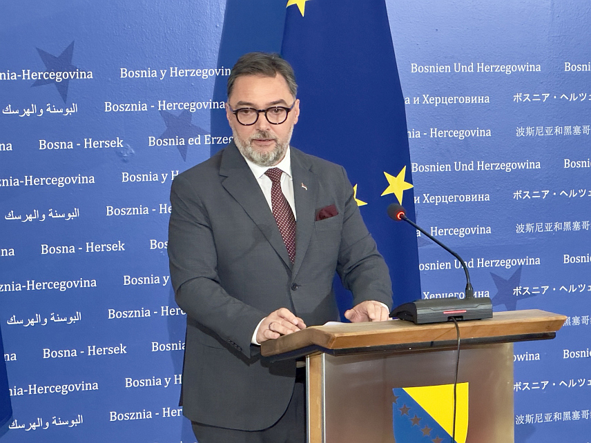 САРАЈЕВО, 23. МАРТА /СРНА/ - Министар спољне трговине и економских односа у Савјету министара Сташа Кошарац.