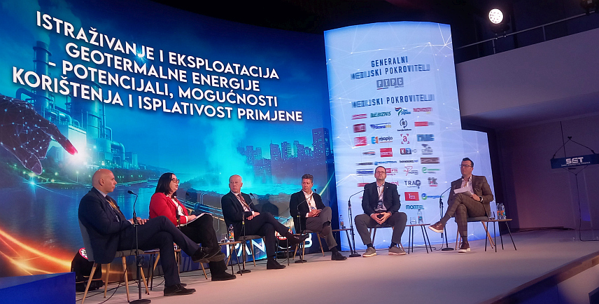 TРЕБИЊЕ, 26. МАРТА /СРНА/ - Панел "Истраживање и експлоатација геотермалне енергије - потенцијали, могућности кориштења и исплативост примјене" у оквиру енергетског скупа у Tребињу.