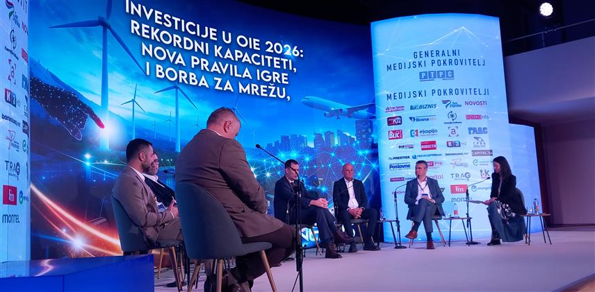 TРЕБИЊЕ, 27. МАРТА /СРНА/ - Панел-дискусија "Инвестиције у обновљиве изворе енергије - рекордни захтјеви, изазови прикључења нових објеката на електроенергетску мрежу" у оквиру Самита енергетике у Требињу.