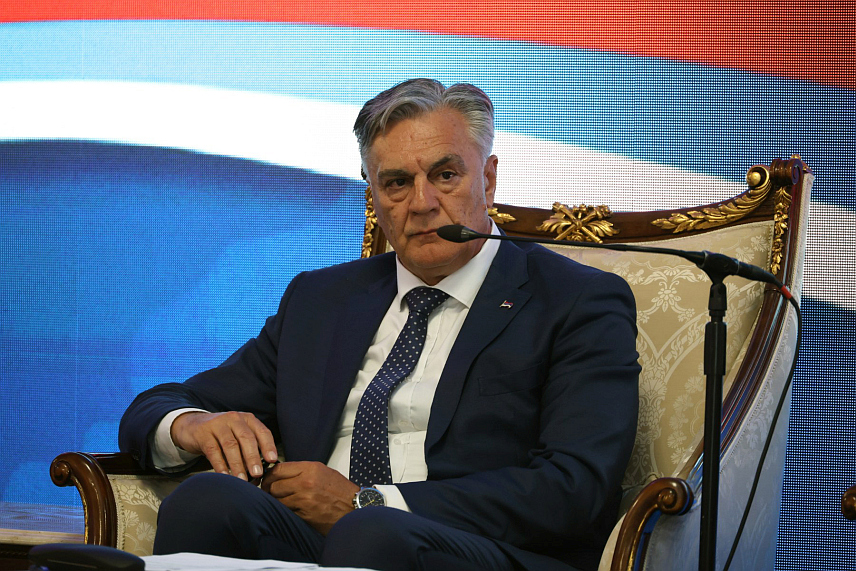 БАЊАЛУКА, 21. АПРИЛА /СРНА/ - Предсједник Републике Српске Синиша Каран оцијенио је да дисперзија реалне моћи у мултиполарном свијету иде у корист Републике Српске, јер ће је многи више разумјети./фото: Борислав Здриња/