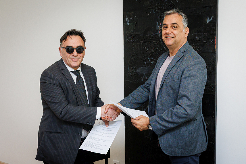 ТРЕБИЊЕ, 24. АПРИЛА /СРНА/ - Директор "Електропривреде Републике Српске" Лука Петровић са сарадницима на годишњој конференцији за новинаре данас у Требињу.