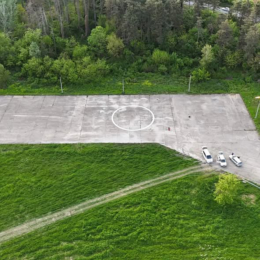 БИЈЕЉИНА, 29. АПРИЛА /СРНА/ - Министарство унутрашњих послова /МУП/ Републике Српске захвалило је свима који су својим радом и трудом помогли припадницима Управе за ваздухопловство у уређењу хелидрома у Бијељини.