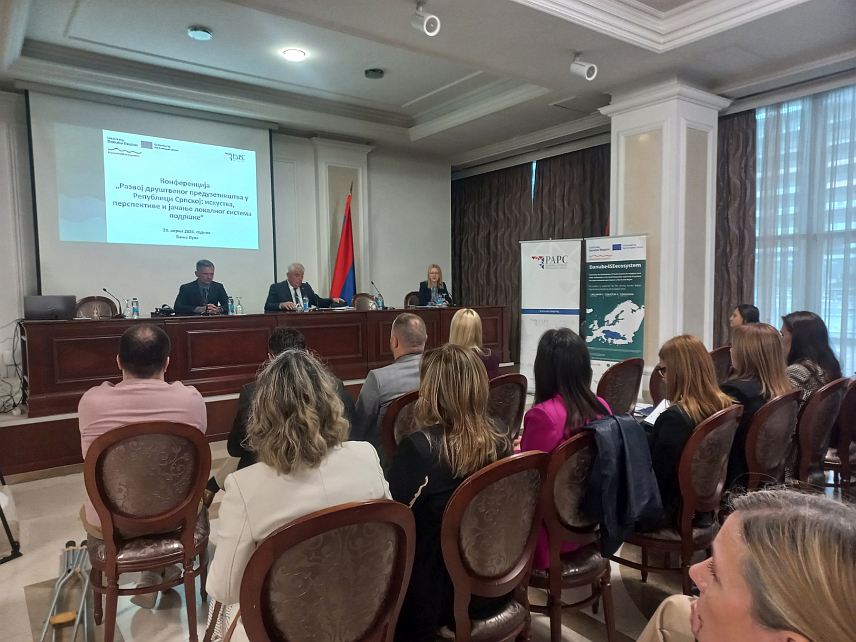 БАЊАЛУКА, 29. АПРИЛА /СРНА/ - Конференција "Развој друштвеног предузетништва у Републици Српској: искуства, перспективе и јачање локалног система" која се одржава у сједиштву Владе Српске у Бањалуци.