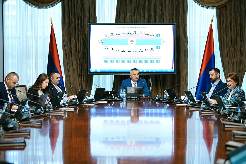 БАЊАЛУКА, 29. АПРИЛА /СРНА/ - Влада Републике Српске дала је сагласност Министарству здравља и социјалне заштите Републике Српске на план утрошка средстава за грантове удружењима од јавног интереса, у износу од 132.250 КМ, за период од 1. јануара до 30. јунa, као и за грант хуманитарним организацијама и удружењима, у износу од 435.000 КМ.