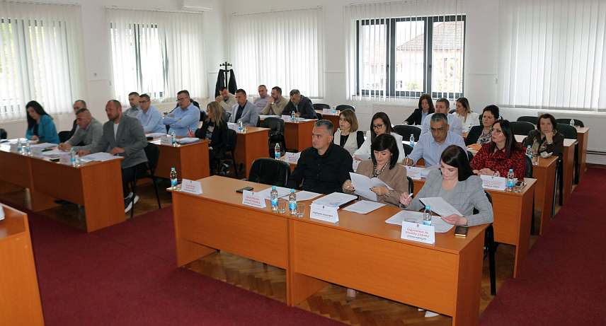 РОГАТИЦА, 30. АПРИЛА /СРНА/ - Сједница Скупштине општине Рогатица.