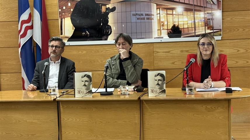 БИЈЕЉИНА, 7. АПРИЛА /СРНА/ - У Бијељини је данас одржана промоција књиге "Тесла: Србин сам" на којојој су говорили историчар Милош Ковић и аутор књиге Бранислав Станковић.