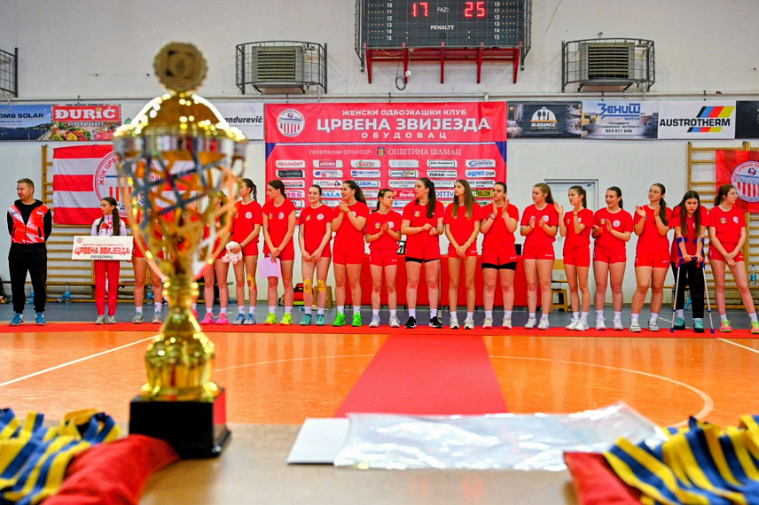 ШАМАЦ, 10. МАЈА /СРНА/ - Одбојкашице "Црвене звијезде" из Обудовца освојиле су пионирско првенство БиХ.