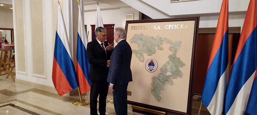 БАЊАЛУКА, 12. МАЈА /СРНА/ - Предсједник Републике Српске Синиша Каран присуствовао је вечерас на свечаном пријему у Бањалуци поводом Дана Санкт Петербурга у Републици Српској, који је организовала Влада Санкт Петербурга.