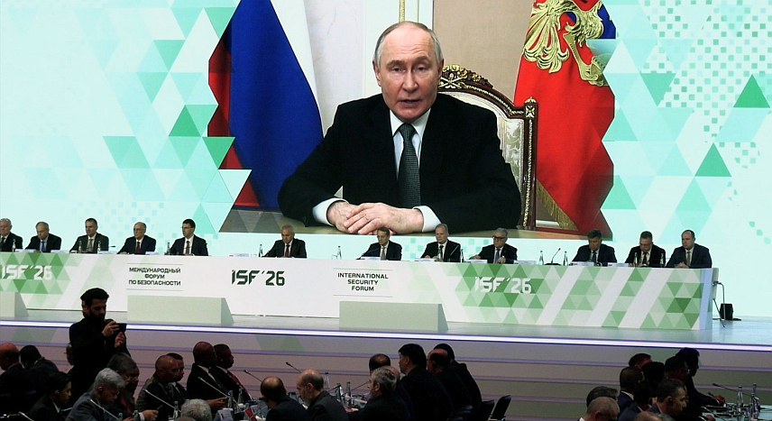 МОСКВА, 28. МАЈА /СРНА/ - Предсједник Руске Федерације Владимир Путин поздравио је учеснике првог Међународног форума за безбједност и поручио да су овакви репрезентативни глобални састанци и директан стручни дијалог посебно потребни данас, јер се свијет суочава са озбиљним изазовима.	
