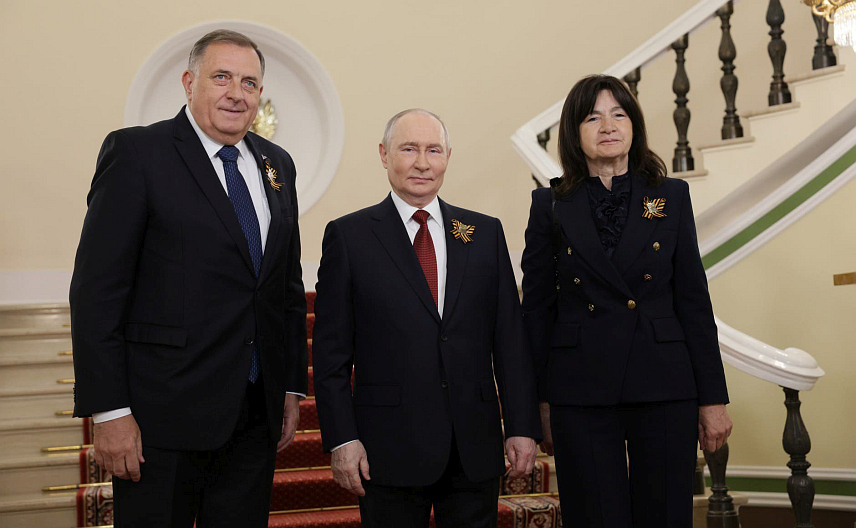 МОСКВА, 9. МАЈА /СРНА/ - Предсједник Милорад Додик данас у Москви на пријему који је уприличио предсједник Руске Федерације Владимир Путин за стране званичнике поводом Дана побједе.