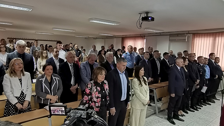 ДОБОЈ, 11. ЈУНА /СРНА/ - Свечаност поводом 21 године рада Саобраћајног факултета у Добој.