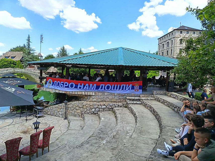 БИЈЕЉИНА, 19. ЈУНА /СРНА/ - У Републику Српску ове године стижу дјеца из Косовске Каменице, Гњилана, Витине, Клокота, Новог Брда, Липљана, Грачанице, Косова Поља, Угљара, ПрилужЈа, Вучитрна, Грачанице, Штрпца, Велике Хоче, Ораховца, Србице, Бање, Осојна, Клине и Зубиног Потока.