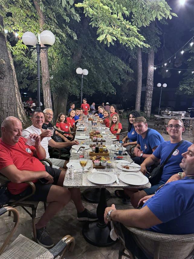 КЕЛЕБИЈА, 19. ЈУЛА /СРНА/ - У Келебији су одржане Петровданске црквено-народне свечаности "Под куполом завичаја", у организацији Завичајне заједнице "Република Српска" у Суботици, чији је циљ очување духовног и културног насљеђа, завичајних веза, народне традиције и заједништва.