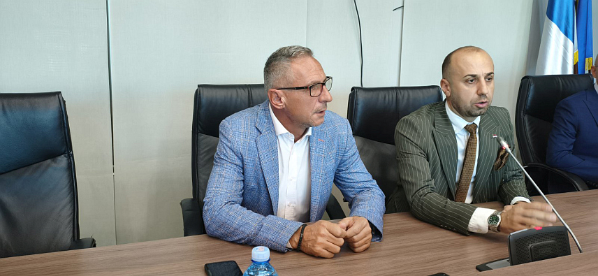 БИЈЕЉИНА, 16. СЕПТЕМБРА /СРНА/ - Влада Републике Српске одобрила је у овој години више од два милиона КМ за запошљавање 295 лица код 168 послодаваца на подручју Филијале Бијељина, истакао је данас министар рада и борчко-инвалидске заштите у Влади Републике Српске Радан Остојић.
