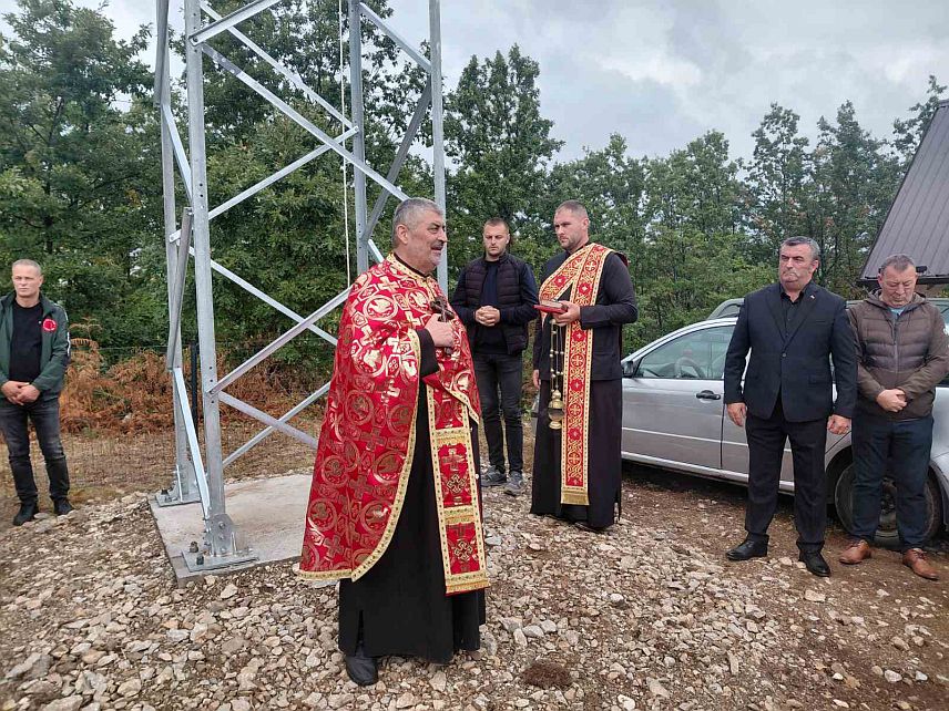 ВЛАСЕНИЦА, 26. СЕПTЕМБРА /СРНА/ - Борачка организација општине Власеница и Организациони одбор обиљежили су данас 34 године од погибије 29 бораца Војске Републике Српске, који су 26. септембра 1992. године мучки убијени у нападу непријатељских снага на узвишењу Рогосија код Власенице.