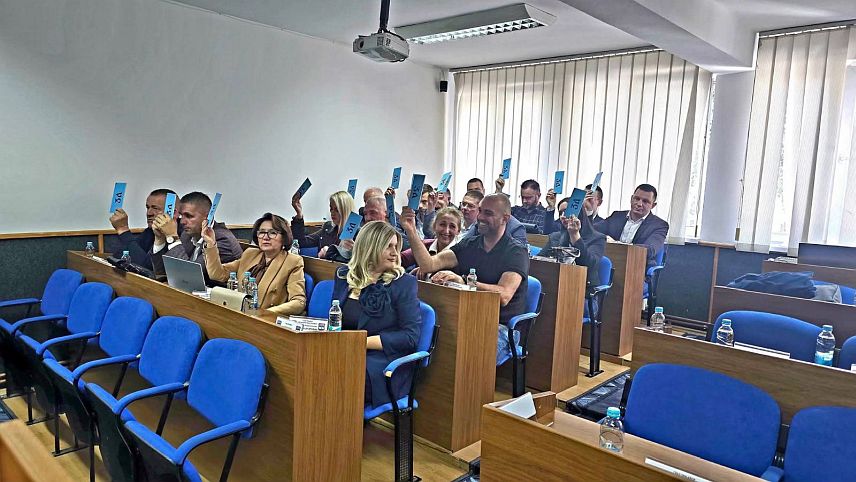 ПРЊАВОР, 28. СЕПТЕМБРА /СРНА/ - Сједница Скупштине града Прњавора.