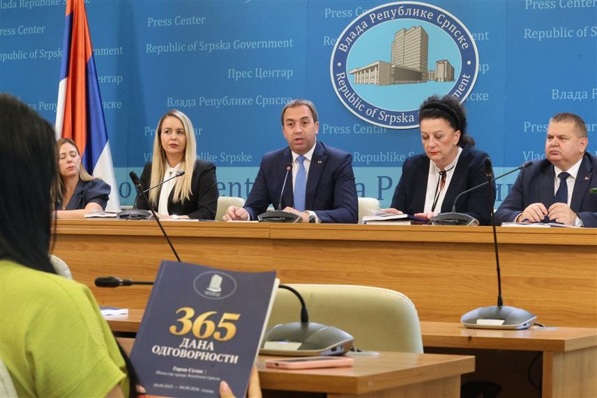 БАЊАЛУКА, 9. СЕПТЕМБРА /СРНА/ - Министар правде Републике Српске Горан Селак на конференцији за новинаре у Бањалуци.