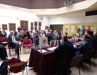 ПРЕДСТАВЉЕНЕ ЗБИРКЕ КЊИГА РУСКИХ КЛАСИКА "РУСКИ ПИСЦИ И ПРАВОСЛАВЉЕ"