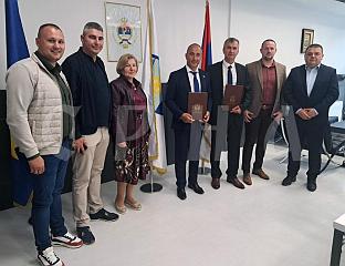 ПОТПИСАН СПОРАЗУМ О БРАТИМЉЕЊУ ИЗМЕЂУ КОТОР ВАРОША И СОКОБАЊЕ