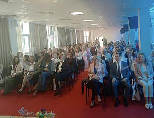 ДВОДНЕВНИ СКУП БИБЛИОТЕКАРА ОКУПИО ВИШЕ ОД 180 УЧЕСНИКА