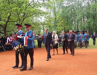 WREATHS AND FLOWERS LAID AT TOPOLE BURIAL FIELD