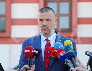 ВИДАКОВИЋ: ИСТРАЈАЋЕМО ДА КРИВЦИ ЗА ЗЛОЧИН ОДГОВАРАЈУ