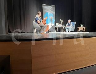 ОДИГРАНА ПРЕДСТАВА "БРАЧНО САВЈЕТОВАЛИШТЕ"