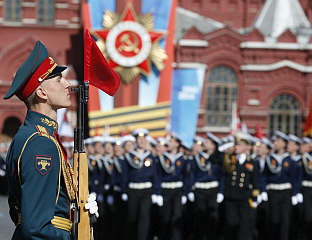 SRPSKA HIGH SCHOOL STUDENTS AT THE MILITARY PARADE IN MOSCOW FOR THE FIRST TIME