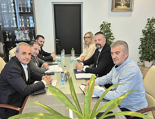 РИЈЕШИТИ ИМОВИНСКОПРАВНЕ ПОСЛОВЕ ЗА КАПИТАЛНЕ ПРОЈЕКТЕ