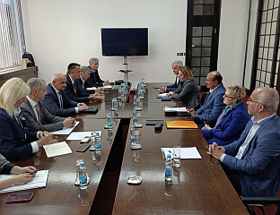 ПРЕДЛОЖИТИ РЈЕШЕЊА РАДИ ОЧУВАЊА ПРОИЗВОДЊЕ И РАДНИХ МЈЕСТА