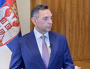ВУЛИН: ОБОЈЕНА РЕВОЛУЦИЈА МОЖЕ БИТИ ПОБЕЂЕНА САМО ПОШТОВАЊЕМ ЗАКОНА