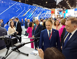 REPUBLIKA SRPSKA PRESIDENT VISITS SAINT PETERSBURG STAND AT THE ECONOMIC FORUM