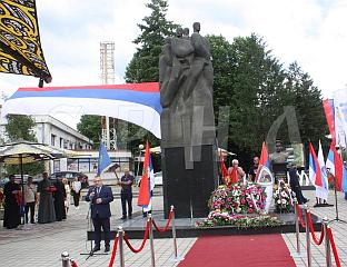 ОБИЉЕЖЕН ДАН ОПШTИНЕ И 33 ГОДИНЕ ОД ОСЛОБОЂЕЊА