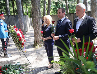 СЕЛАК: НЕ СМИЈЕМО ЗАБОРАВИТИ ХЕРОЈСТВО СРБА СА КОЗАРЕ