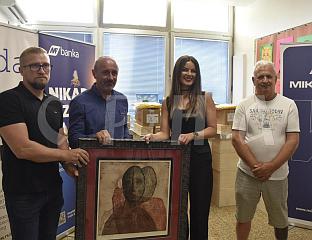 УРУЧЕНА 23 СЕТА ПЧЕЛАРСКЕ ОПРЕМЕ ВРИЈЕДНОСТИ 10.000 КМ