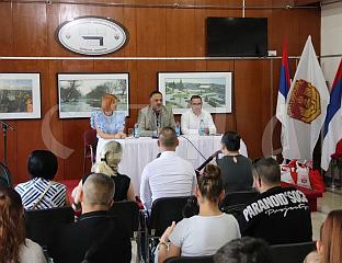 ПРИЈЕМ ЗА 47 МАЈКИ НОВОРОЂЕНЕ ДЈЕЦЕ