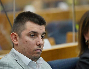 ШУЛИЋ: ЗАШТИТИТИ ПОТРОШАЧЕ И СТАТИ УКРАЈ ЛАЖНИМ СНИЖЕЊИМА