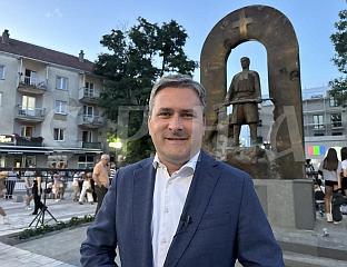 СЕЛАКОВИЋ: ОБЕЛЕЖАВАЊЕМ ЈУБИЛЕЈА ПОЛАЖЕМО ИСПИТ ЗРЕЛОСТИ ПРЕД ПРЕЦИМА И ПОТОМЦИМА
