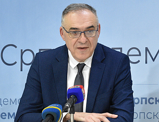 МИЛИЧЕВИЋ: ЕКИПА ЉУДИ У ВРХУ СДС-а ИДЕ ДИРЕКТНО У ПОДЈЕЛУ И СЛАБЉЕЊЕ СТРАНКЕ