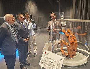 JOINT DEVELOPMENT OF SCIENTIFIC PROJECTS AND PROTECTION OF TECHNOLOGY TRANSFER