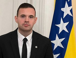 САКИЋ: ДА ЛИ ЈЕ КОНАКОВИЋА ИЗАБРАЛА БАЈДЕНОВА АДМИНИСТРАЦИЈА ЗА ОБАВЉАЊЕ ПРЉАВИХ ПОСЛОВА?